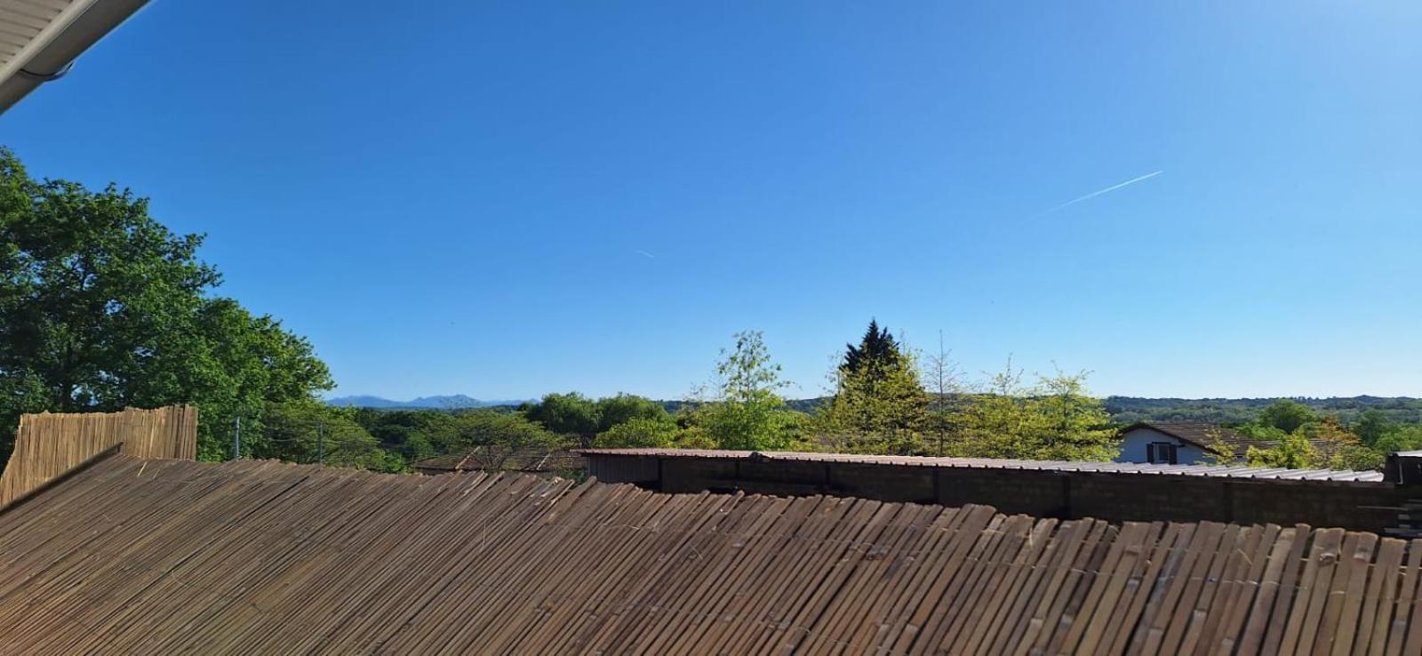 - Location Saisonniere