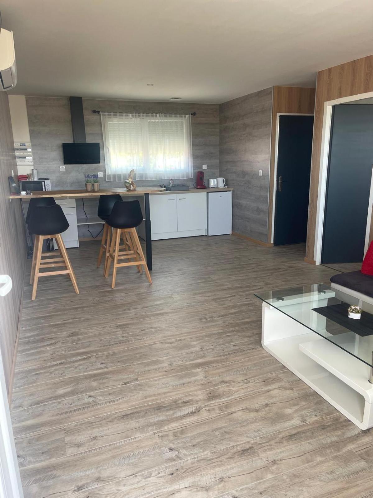 Apartment - Location Saisonniere